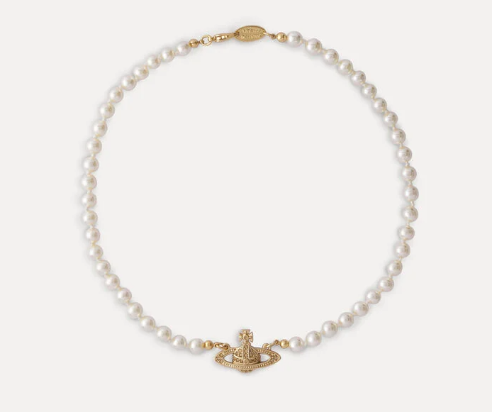 Madison beer vivienne westwood deals pearl necklace